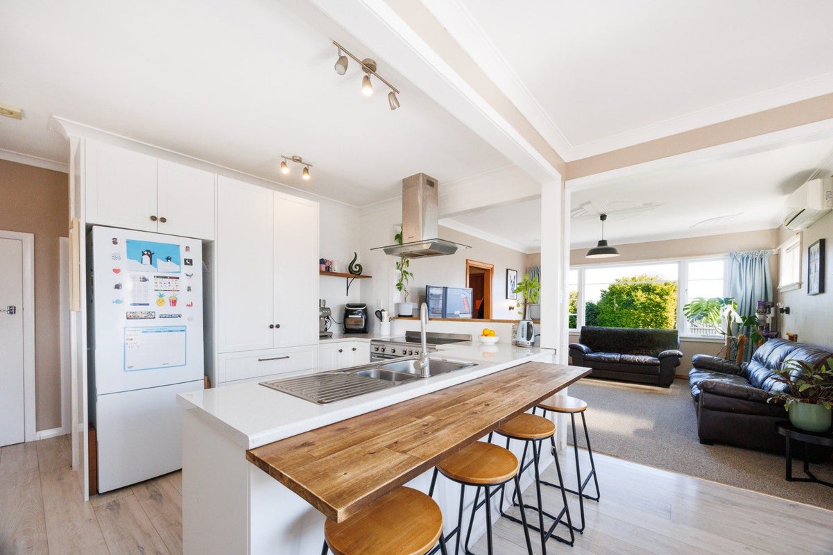 236 Tremaine Avenue, Highbury, Palmerston North - Carousel 2