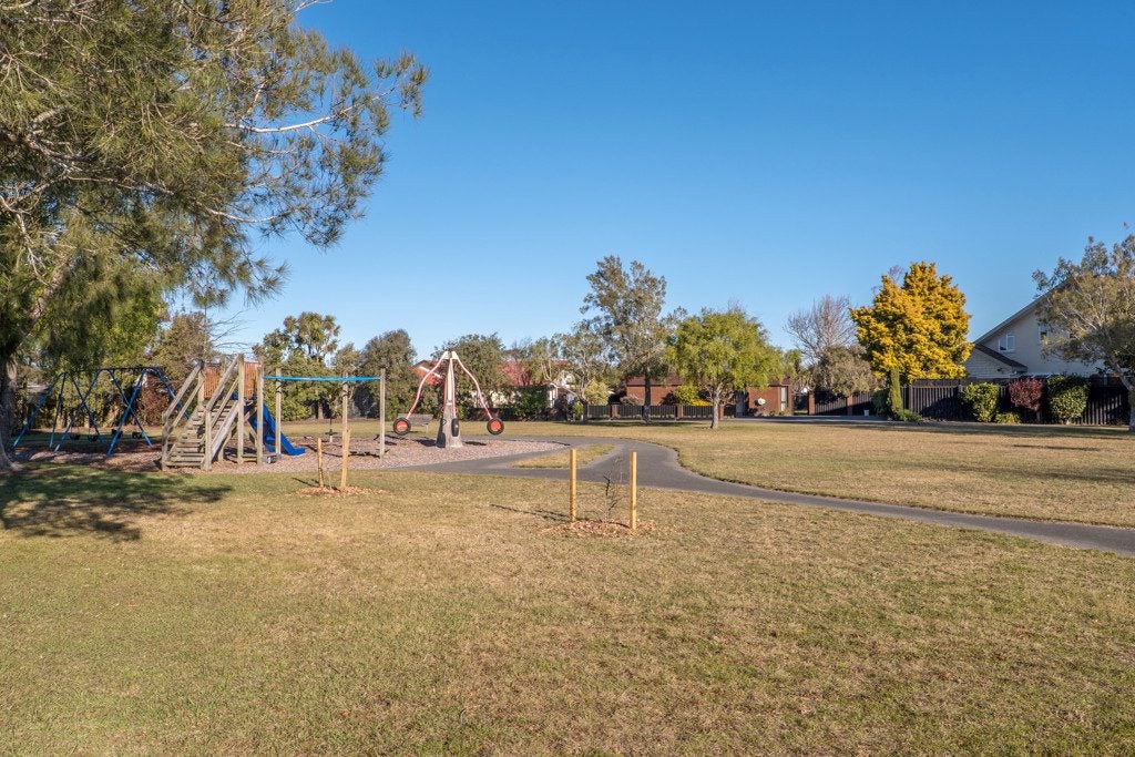 140 Royal Park Drive, Parklands, Christchurch - Carousel 23
