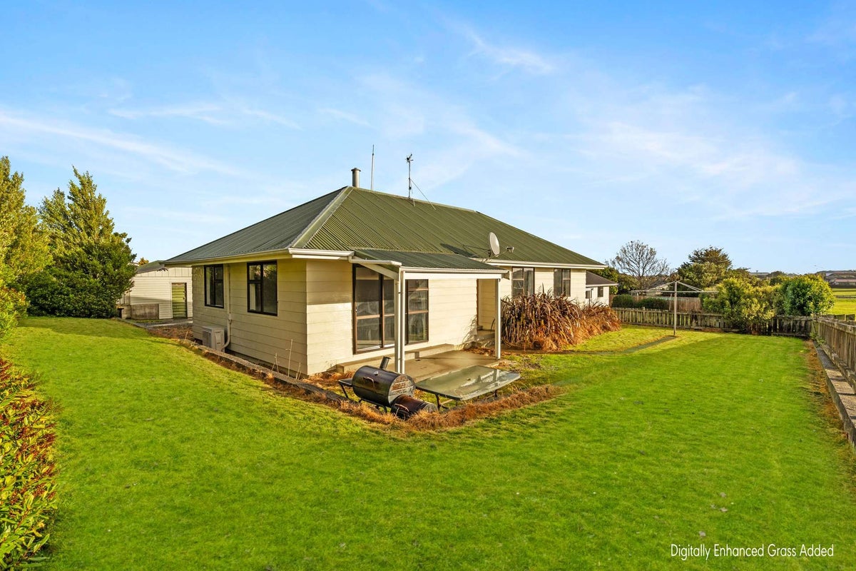 190 John Street, Heidelberg, Invercargill - Carousel 1