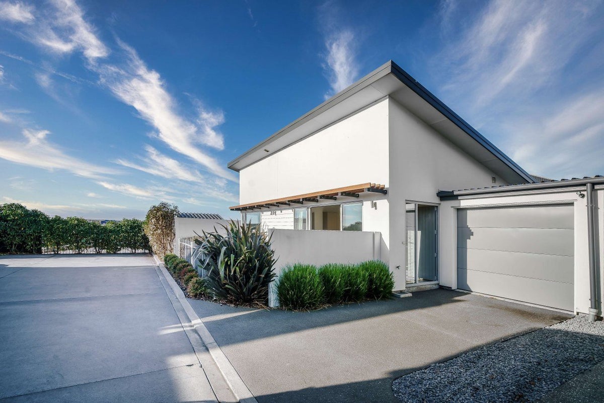5/71 Corsair Drive, Wigram, Christchurch - Carousel 1