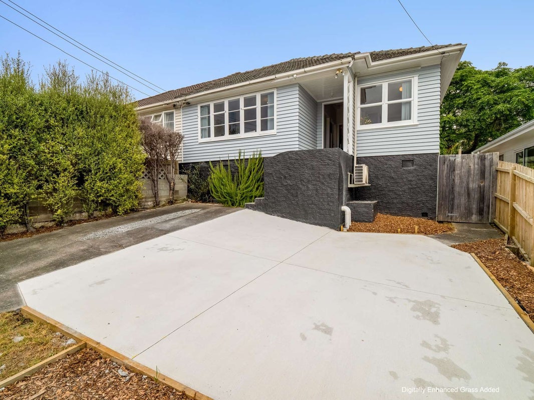 98 Moa Road, Point Chevalier, Auckland - Carousel 2