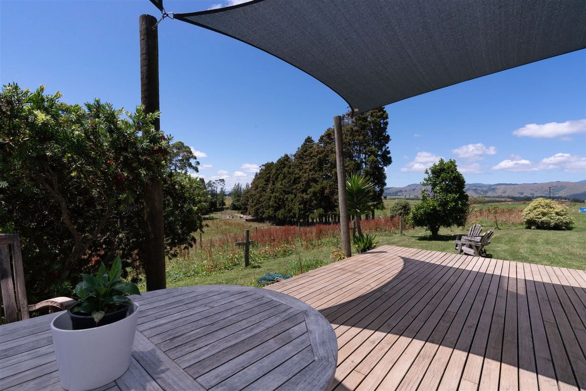 108 Kukutauaki Road, Koputaroa, Levin - Carousel 16