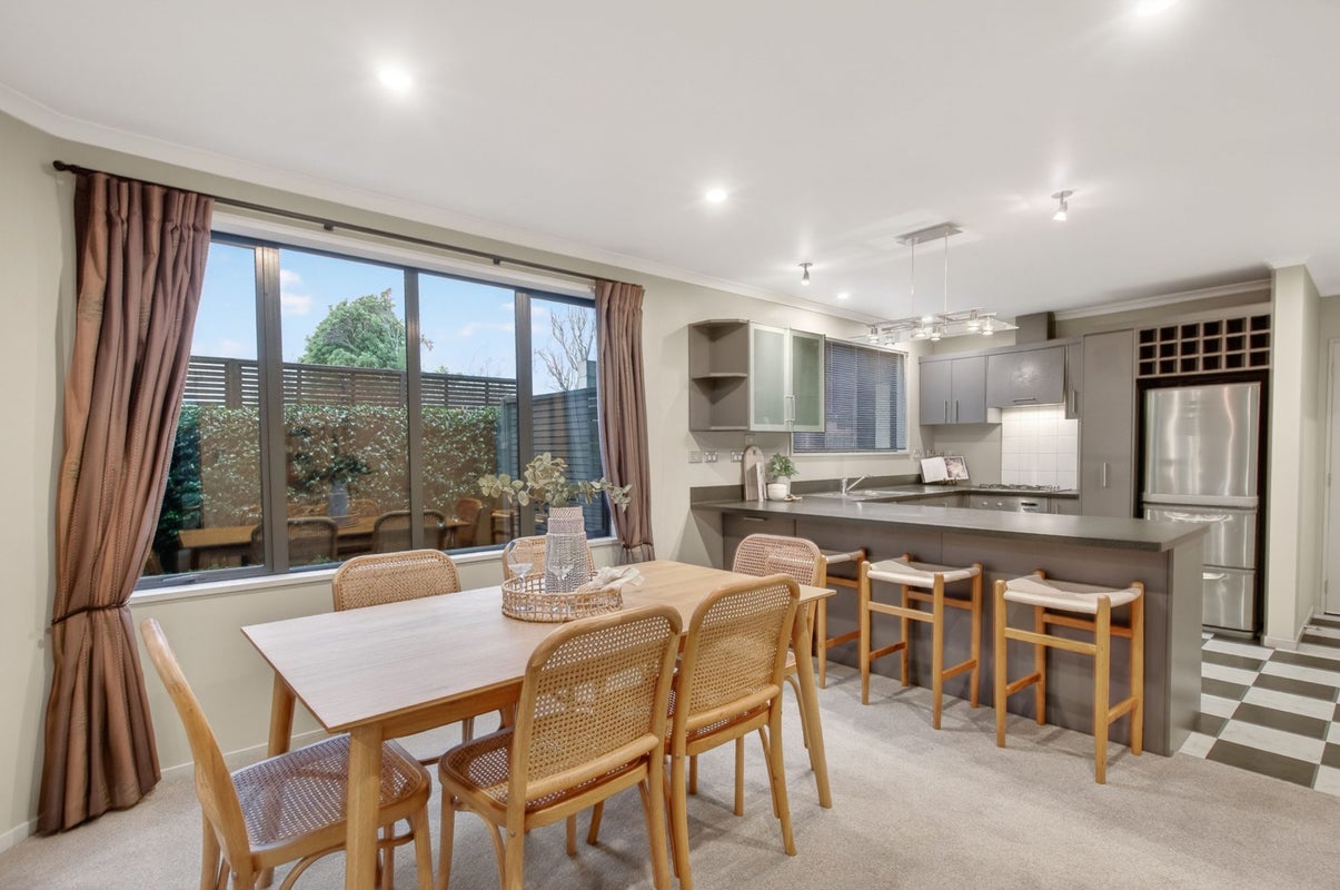 64B Holly Road, St Albans, Christchurch - Carousel 2