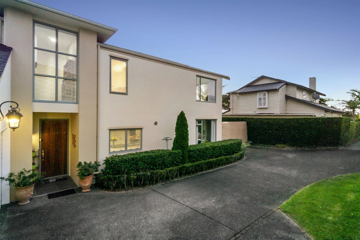 13A Bayswater Avenue, Bayswater, Auckland - Carousel 1