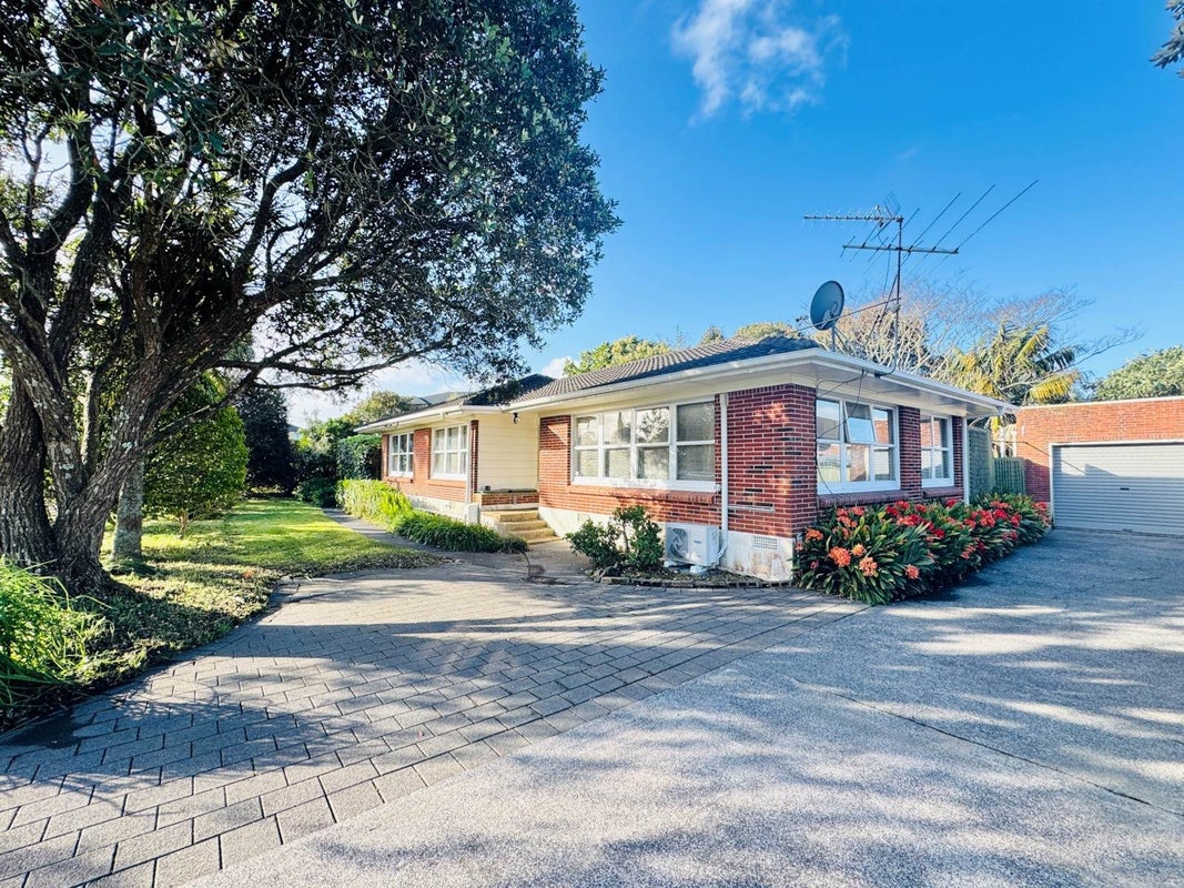 70 Wintere Road, Papatoetoe, Manukau City, Auckland - Carousel 2