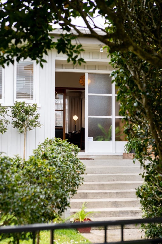 1 Tarbett Road, Hillcrest, Hamilton - Carousel 1
