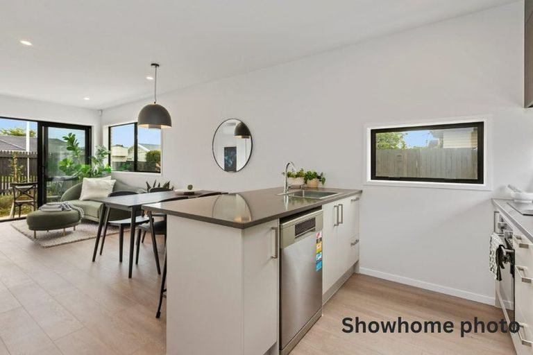 41 Whati Lane, Henderson, Auckland - Carousel 2