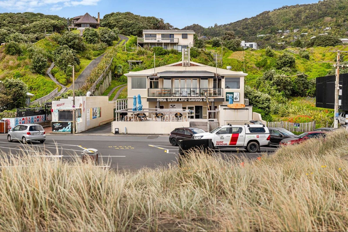 5 Sylvan Glade, New Lynn - Carousel 18