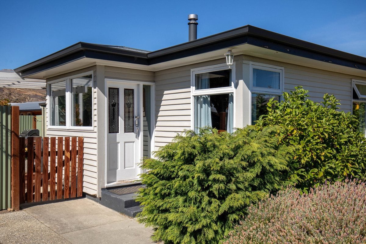 32 Monaghan Street, Cromwell, Central Otago, Otago - Carousel 2