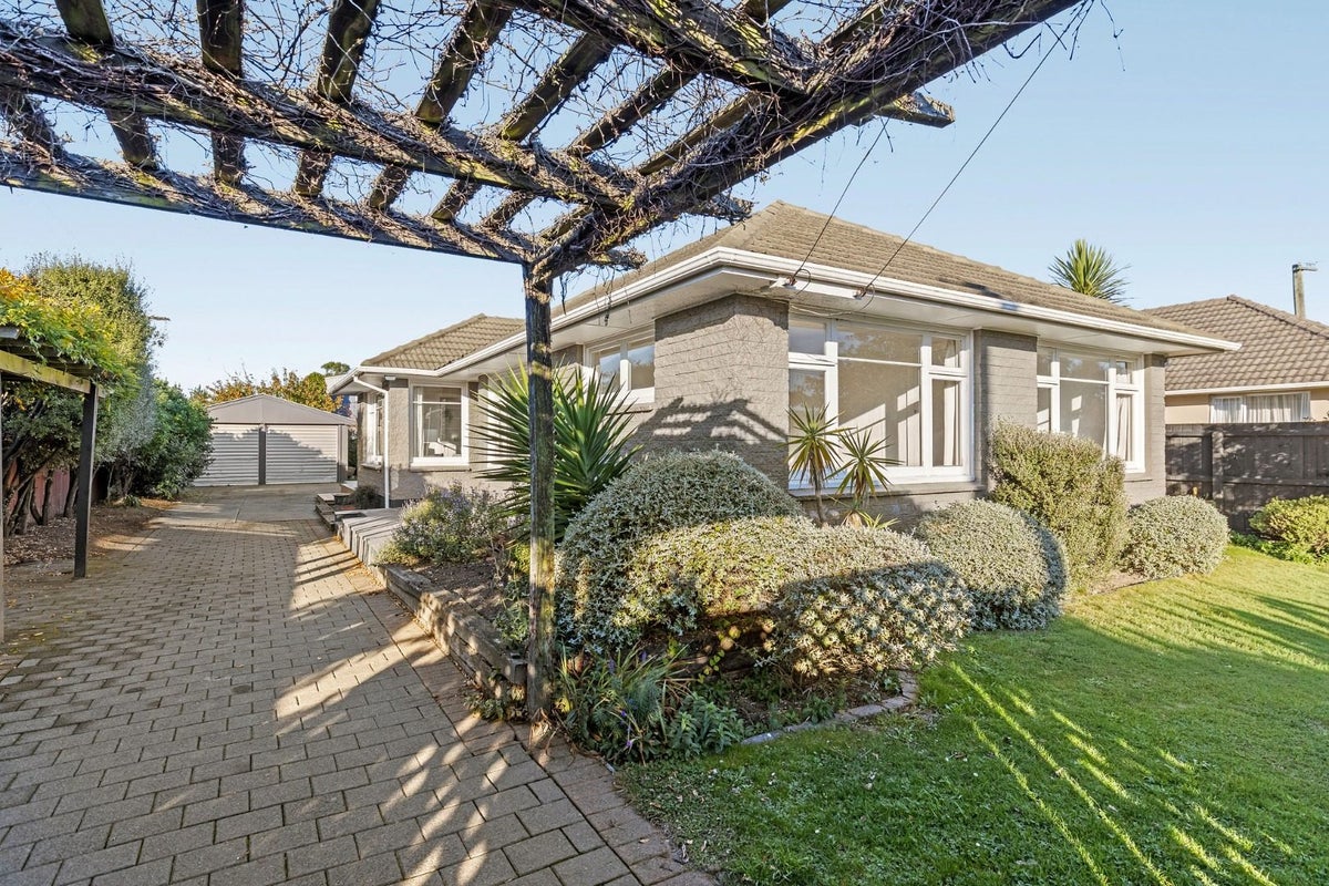 404 Bower Avenue, Parklands, Christchurch - Carousel 2