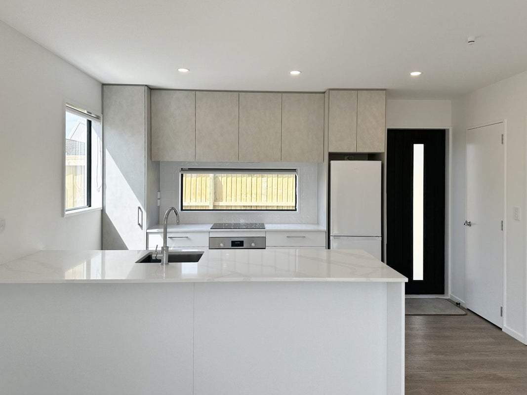 6/15 Frederick Street, Waltham, Christchurch - Carousel 2