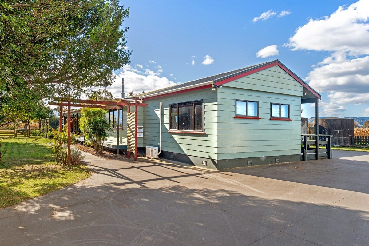 268 Matawai Road, Waerengaahika, Gisborne - Carousel 1