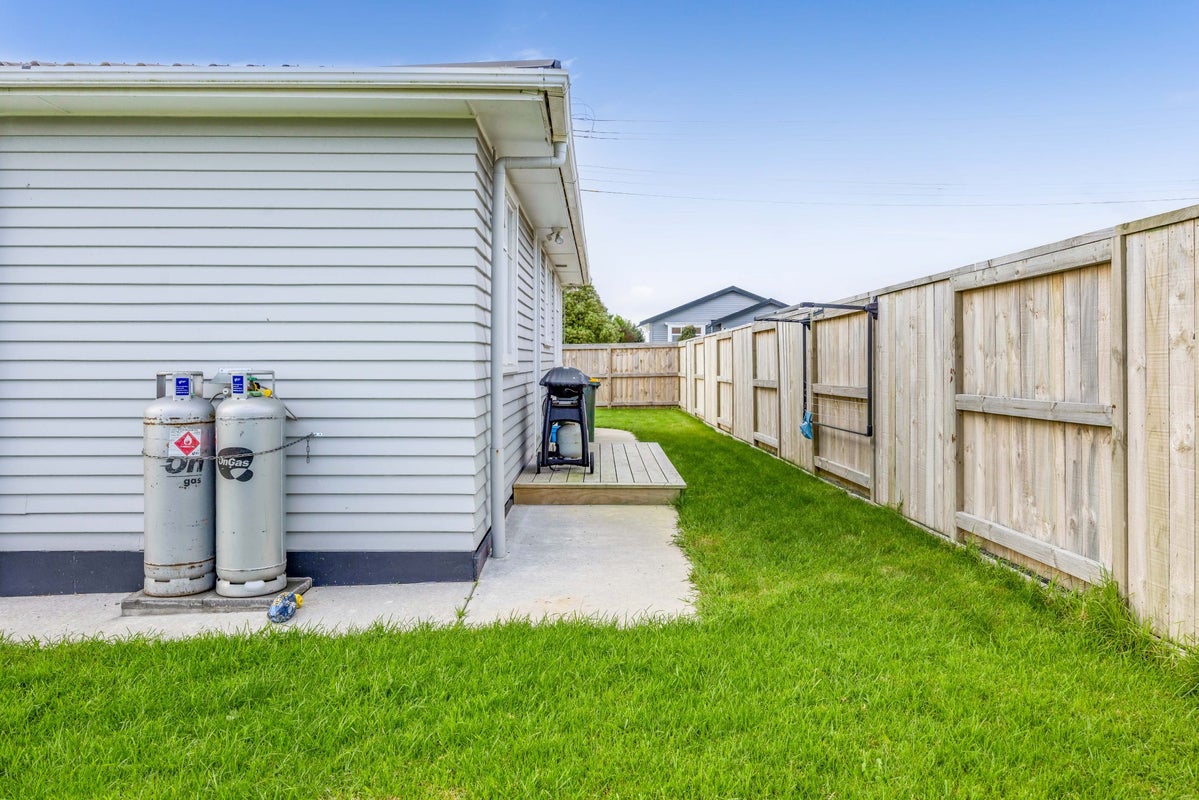 5 Wills Road, Bell Block, New Plymouth - Carousel 30