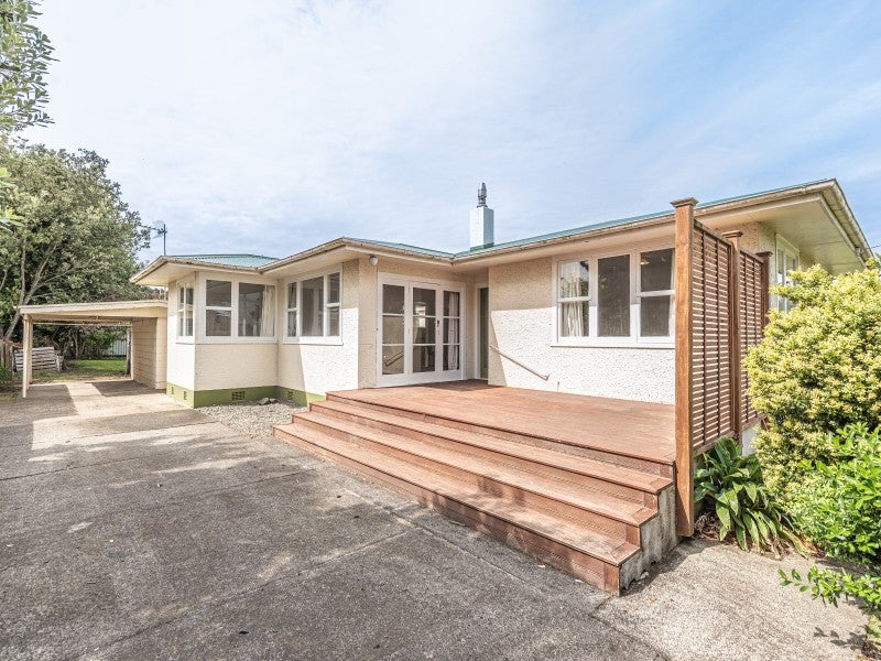 51 Wikitoria Road, Putiki, Whanganui - Carousel 1