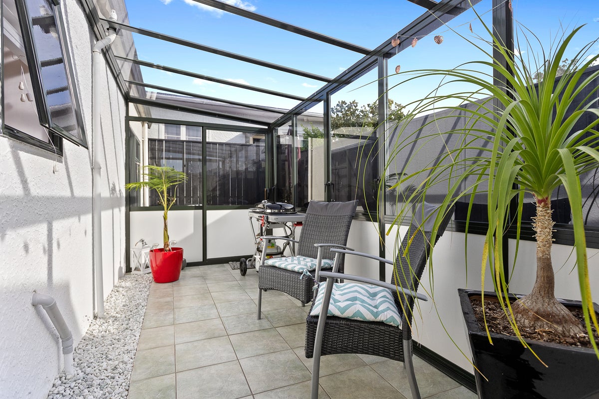 1/39 Clemow RD, Fitzroy, New Plymouth - Carousel 16