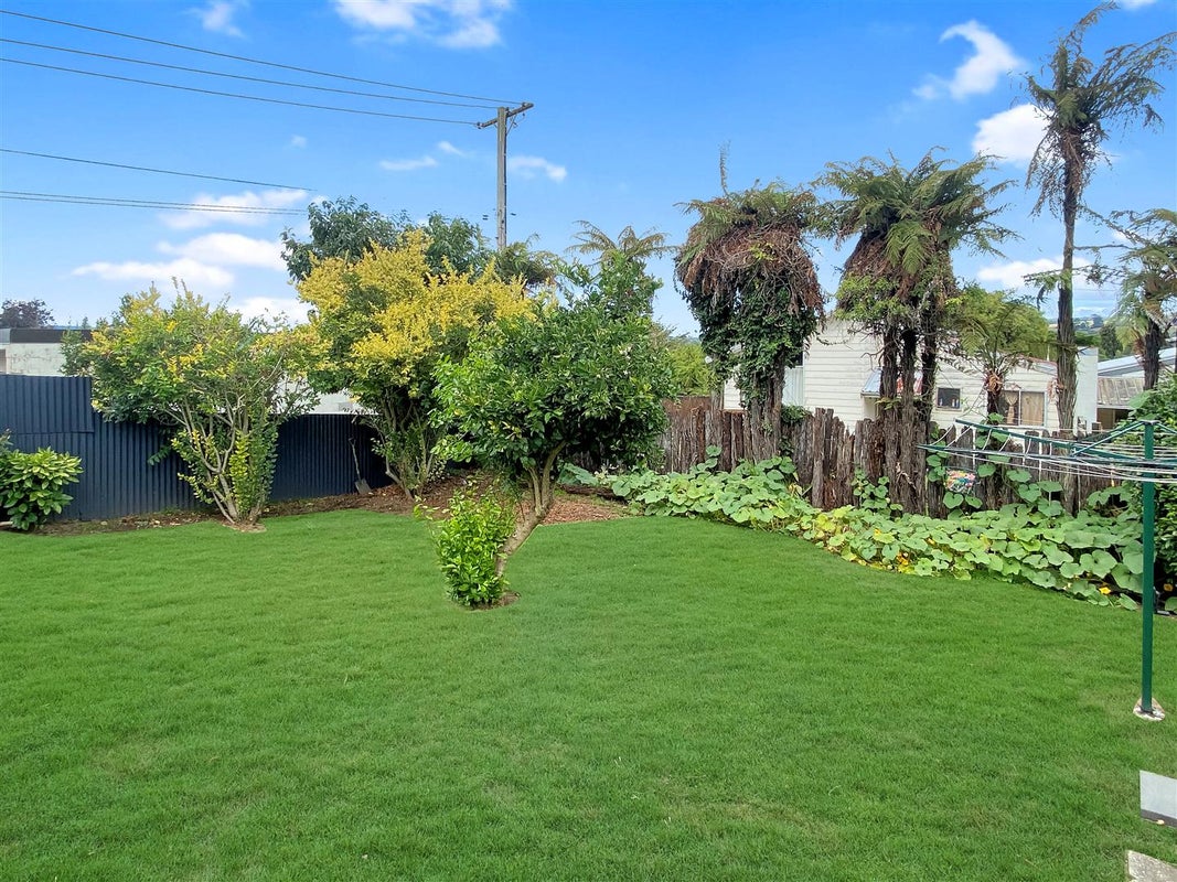 308 Clayton Road, Pukehangi, Rotorua - Carousel 23