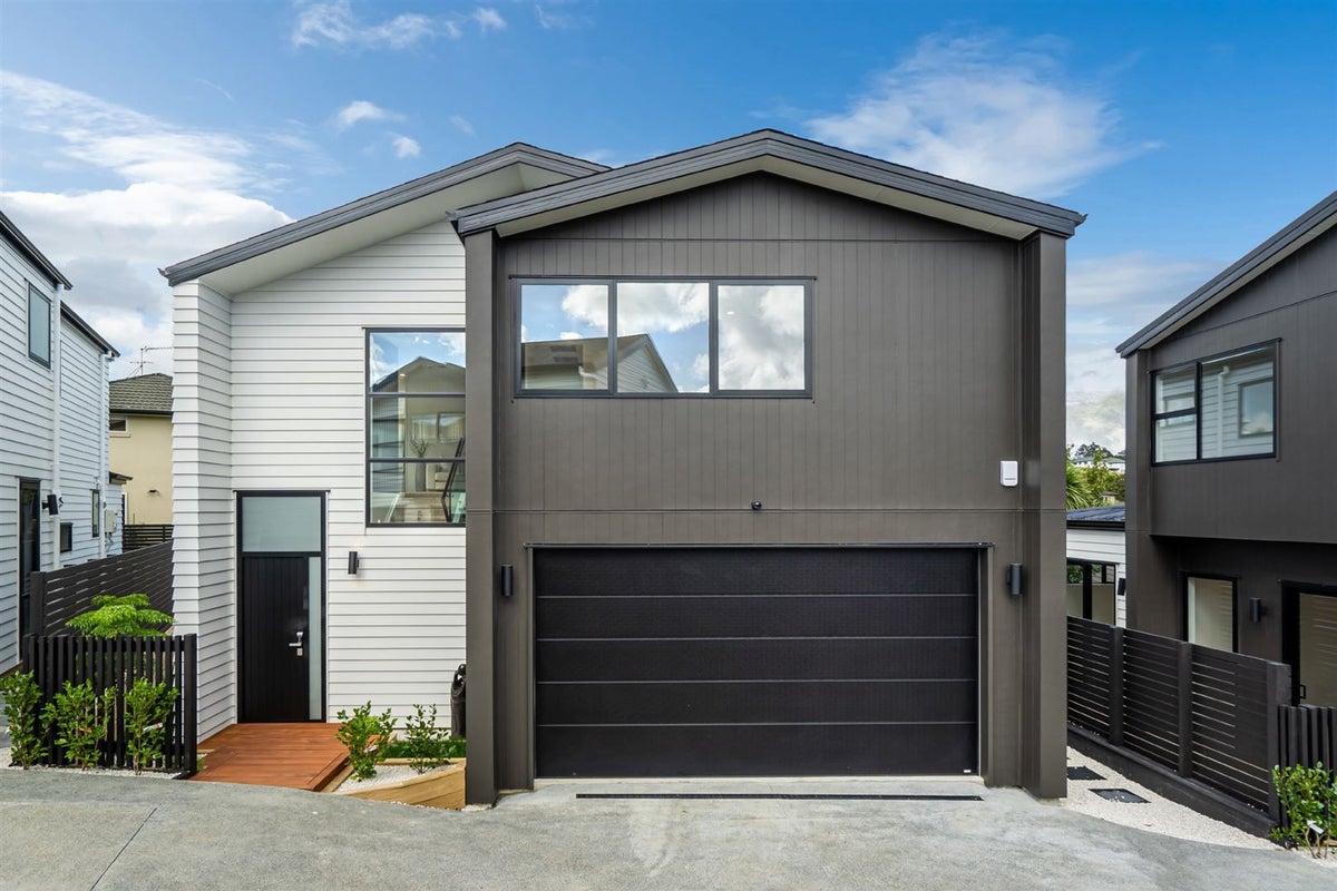 5/5 Lemon Grove Lane, Greenhithe, Auckland - Carousel 1