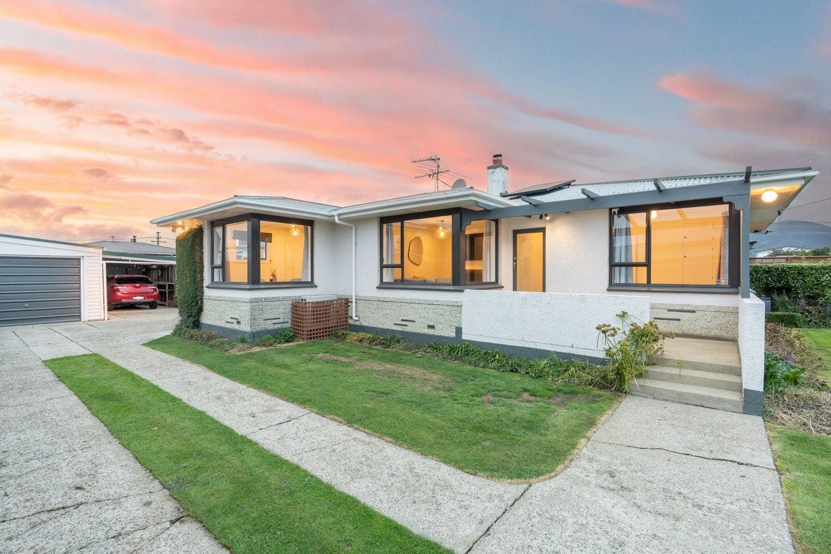 16 Esk Place, Mosgiel, Mosgiel - Carousel 2