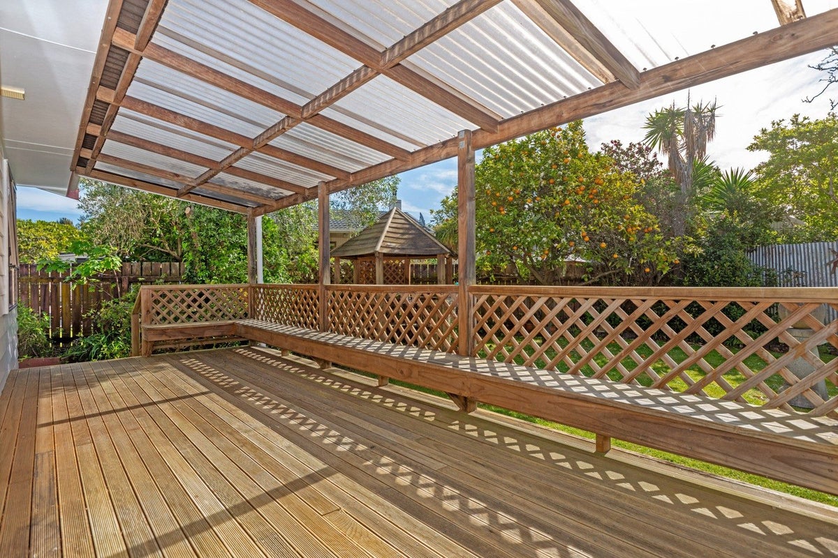 7 Healey Place, Whataupoko, Gisborne - Carousel 19