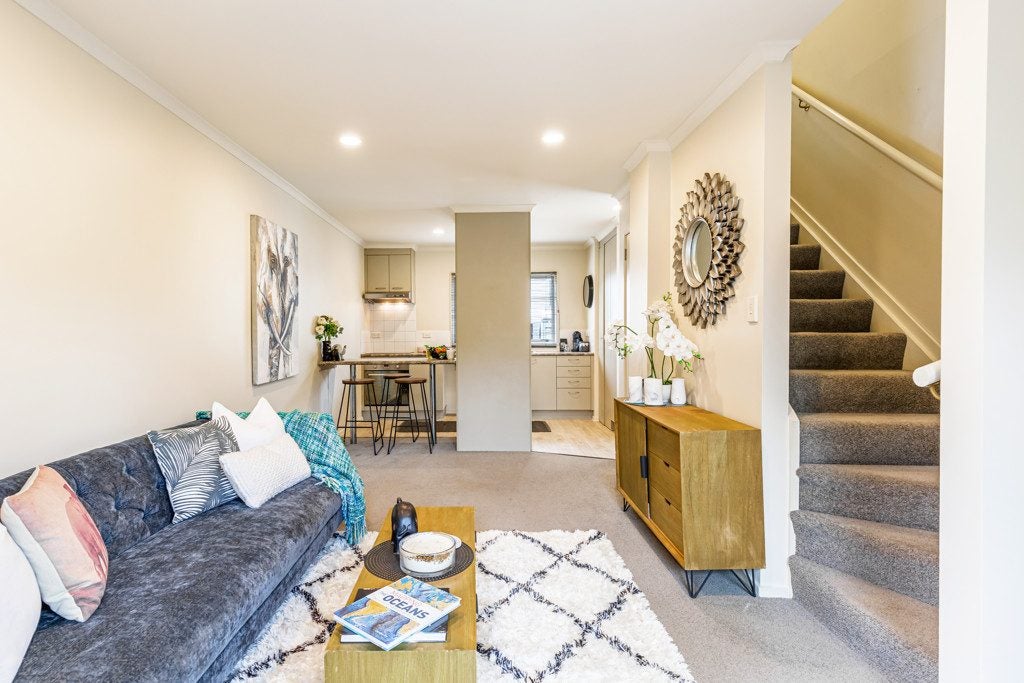 7/4 Keeling Road, Henderson, Auckland - Carousel 1