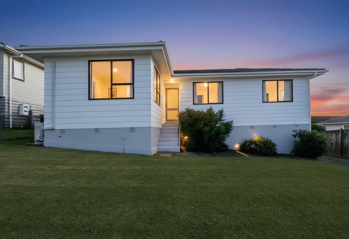 124 Solar Road, Glen Eden, Auckland - Carousel 2