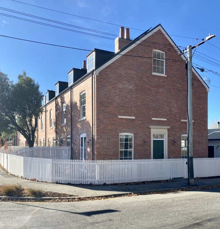 10 Bunyan Street, Waltham, Christchurch - Carousel 1
