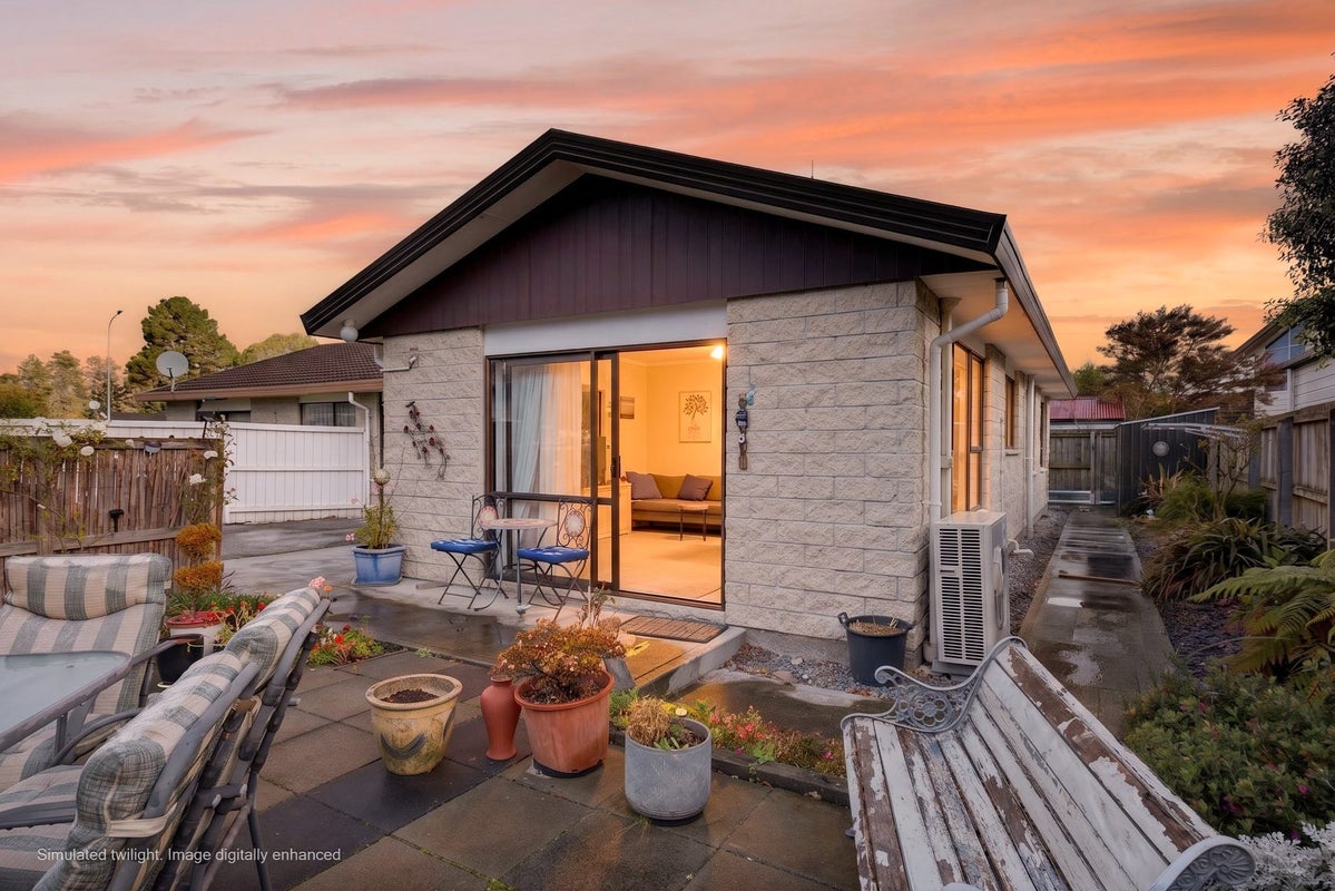 2/63 Waratah Street, Avondale, Christchurch - Carousel 16