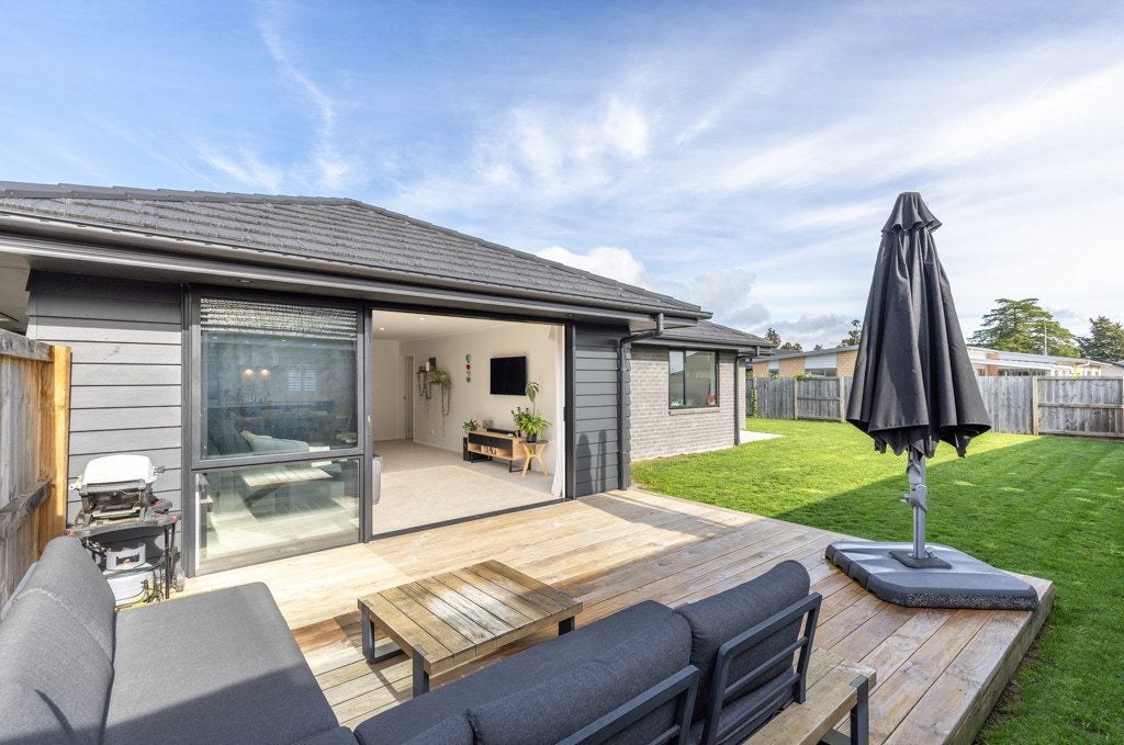 9 Ballantyne Avenue, Te Kauwhata, Te Kauwhata - Carousel 1