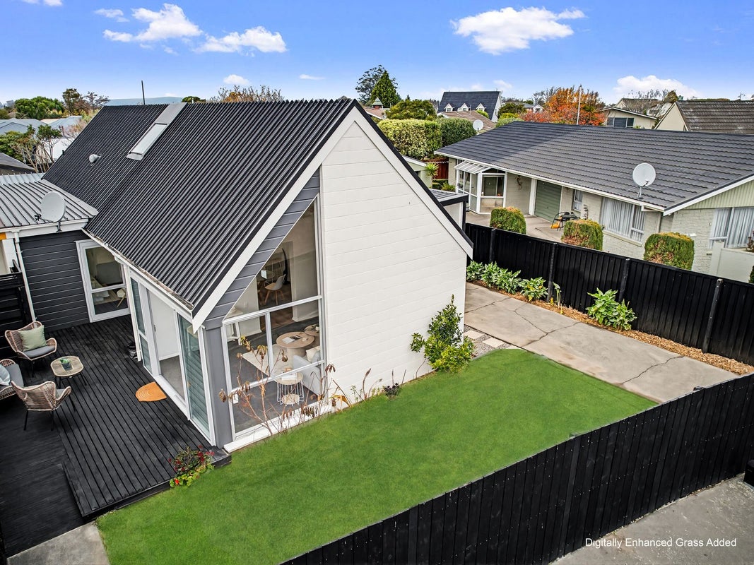 2/46 Delaware Crescent, Russley, Christchurch - Carousel 1