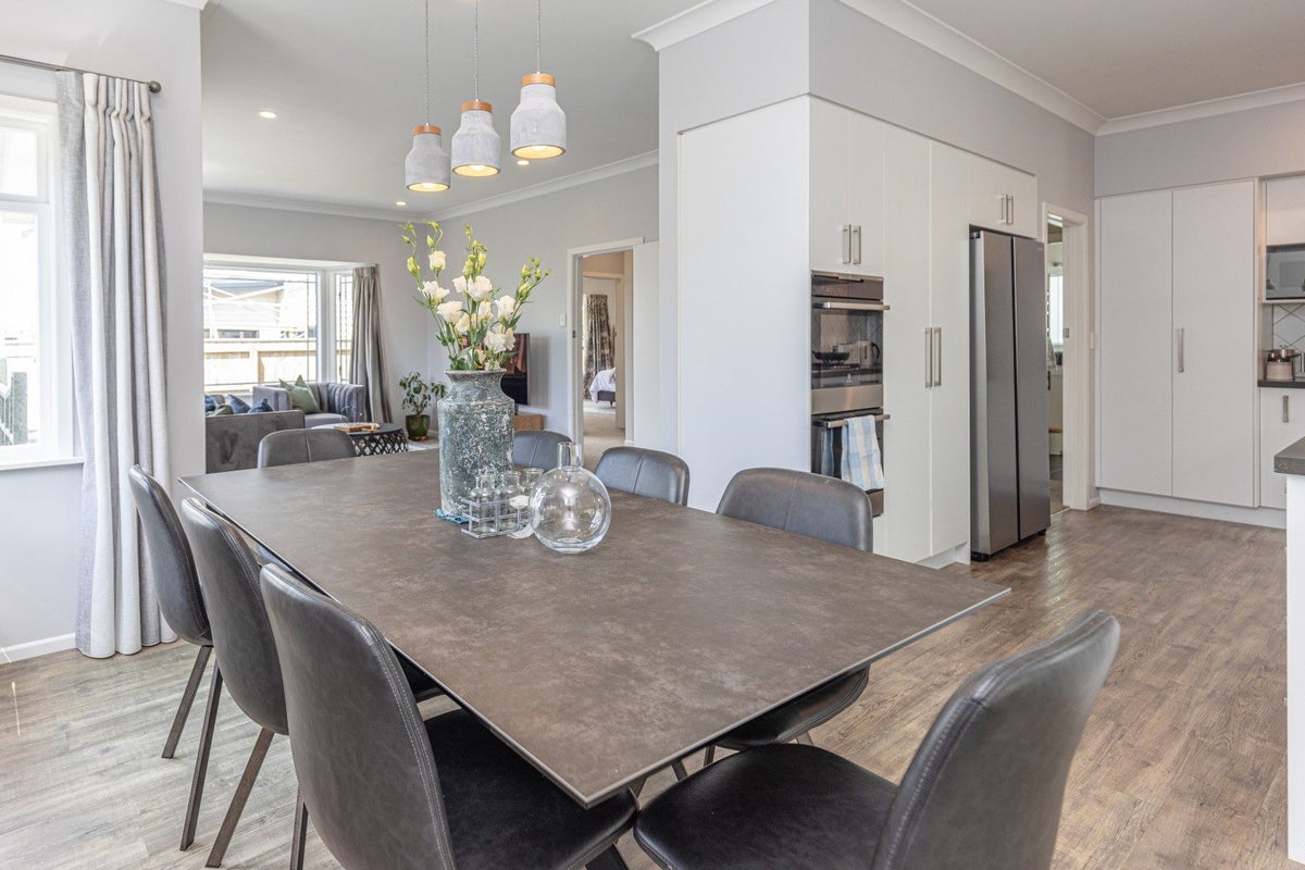 3 Porritt Street, Saint Johns Hill, Whanganui - Carousel 1