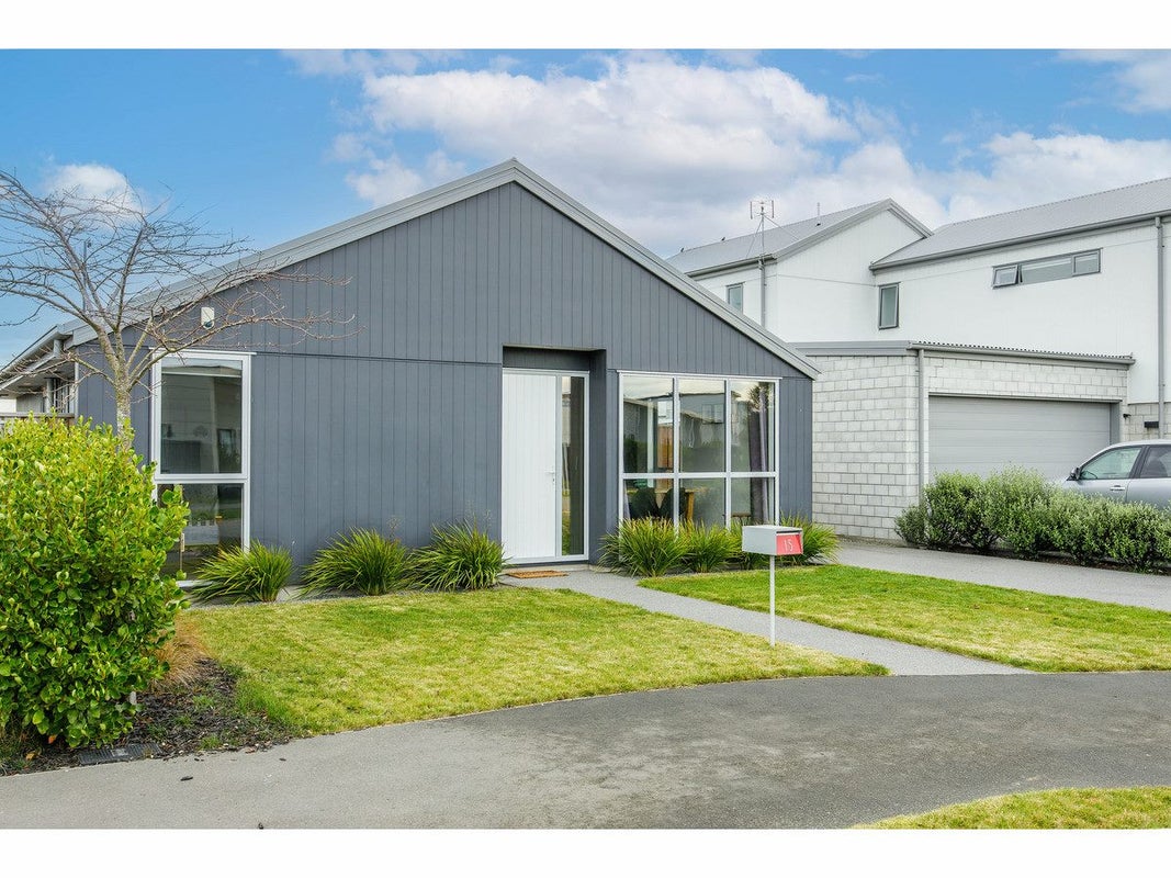 15 Tippet Crescent, Wigram, Christchurch - Carousel 12