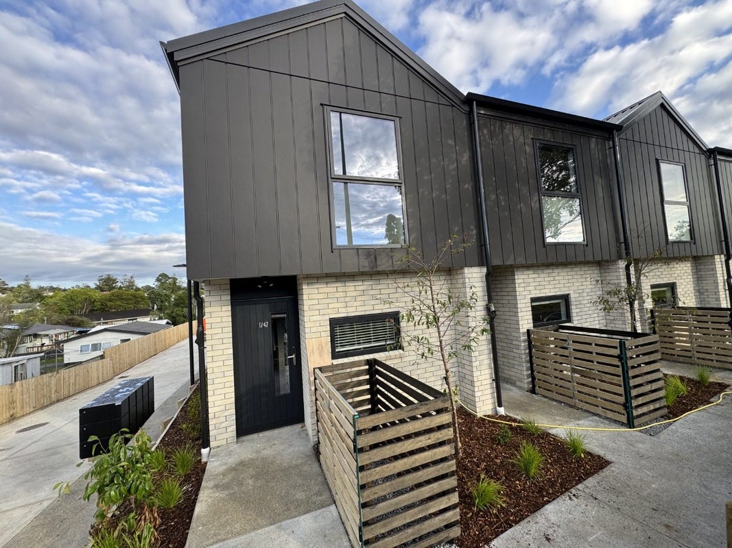 1/42 Brandon Road, Glen Eden, Auckland - Carousel 11