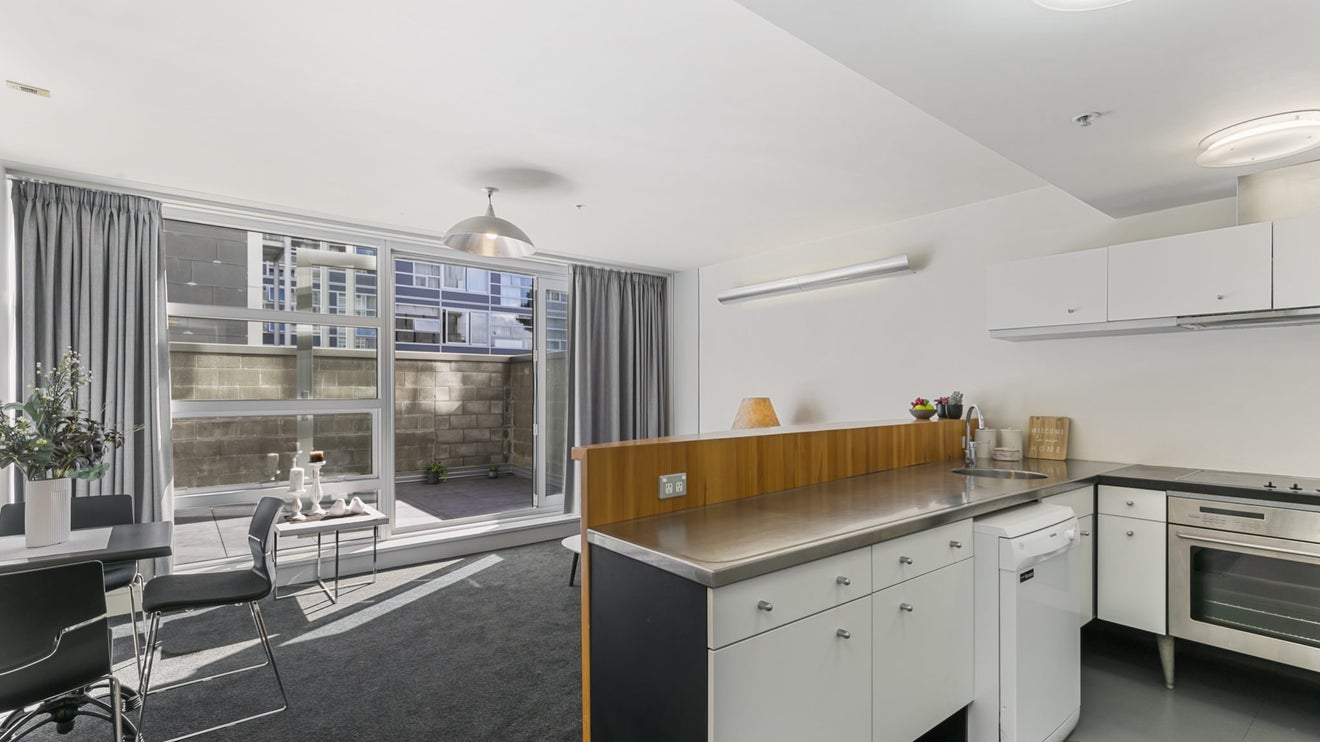 3/43 Mulgrave Street, Thorndon, Wellington - Carousel 1