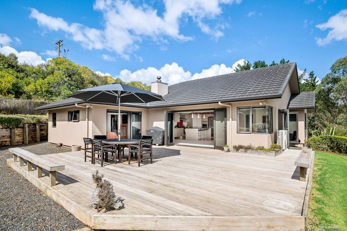 7 Sinclair Road, Ararimu, Drury - Carousel 1