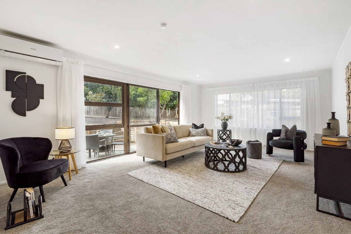 2/7 Tallington Crescent, Torbay, Auckland - Carousel 2