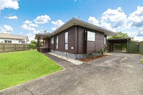 30 Kenwick Place, Burswood, Auckland - Carousel 1
