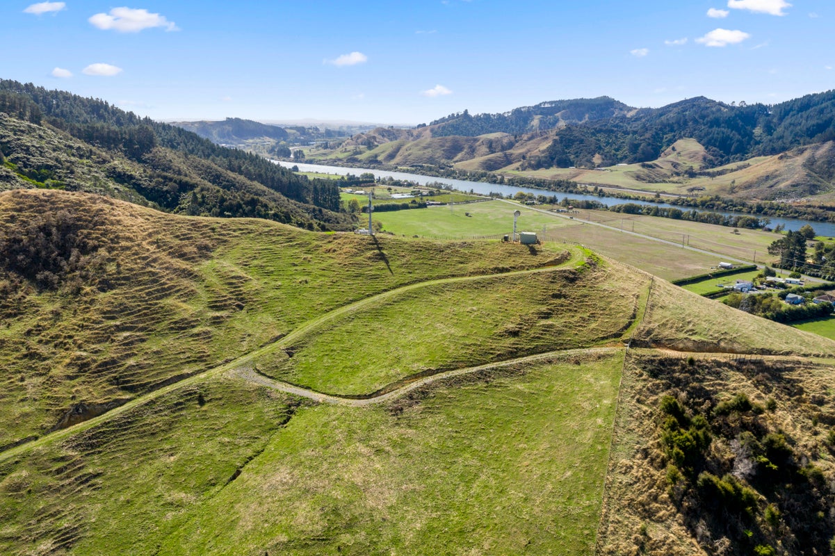 698 Hakarimata Road, Huntly, Huntly - Carousel 24