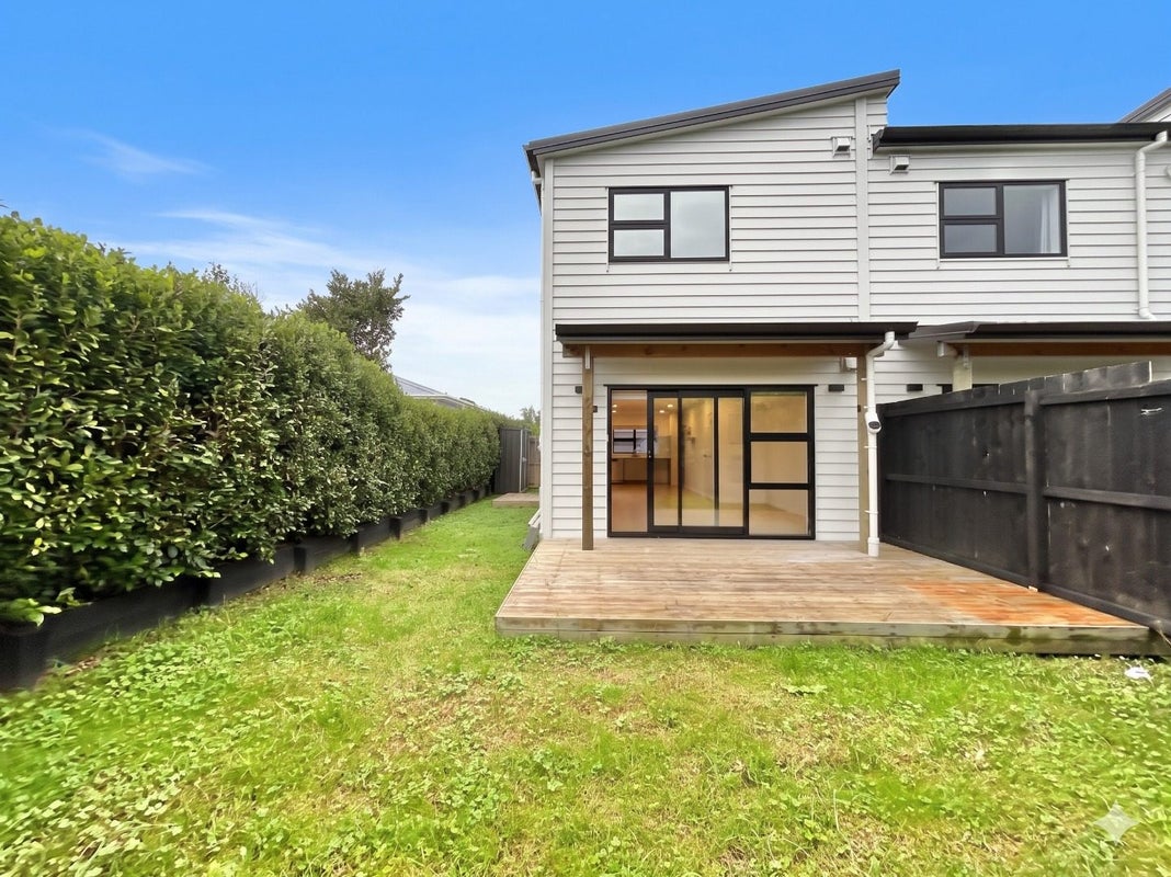 96E Triangle Road, Massey, Auckland - Carousel 1