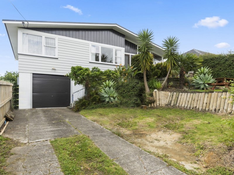 14 Baycroft Avenue, Parkvale, Tauranga - Carousel 2