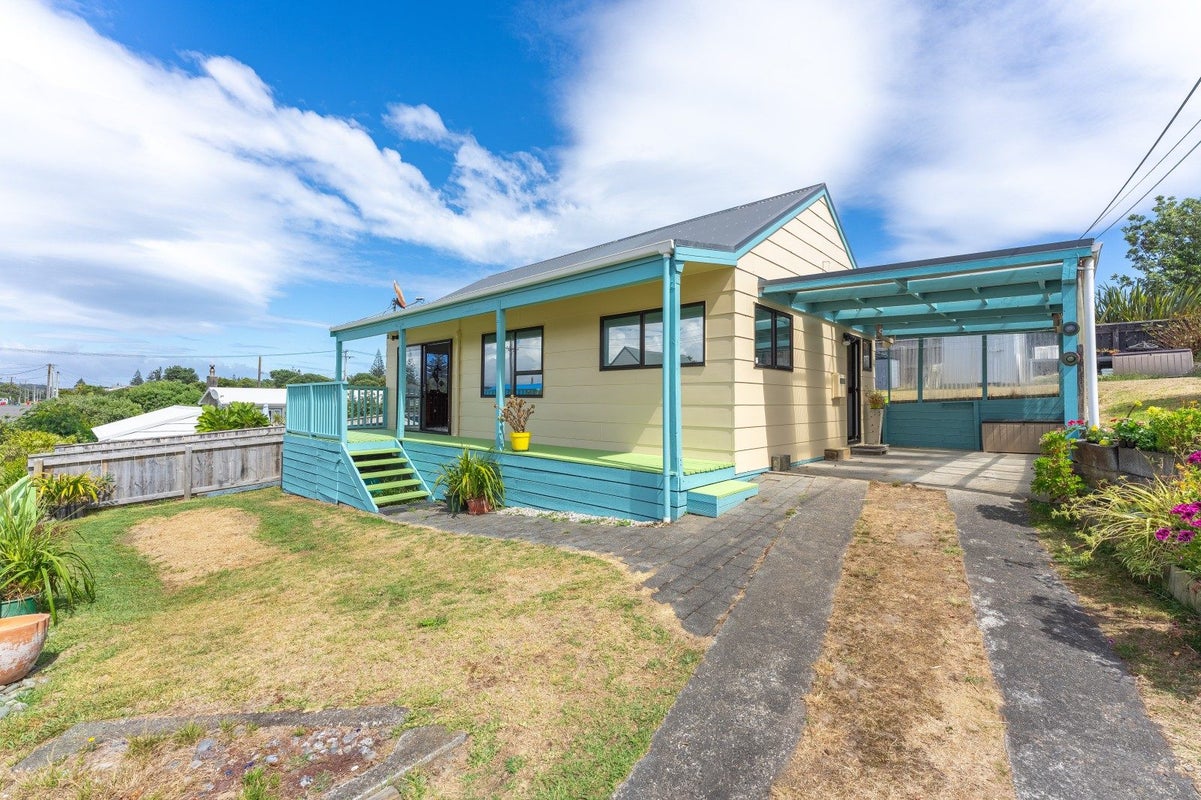 17A Moana Street, Otaki Beach, Otaki - Carousel 2