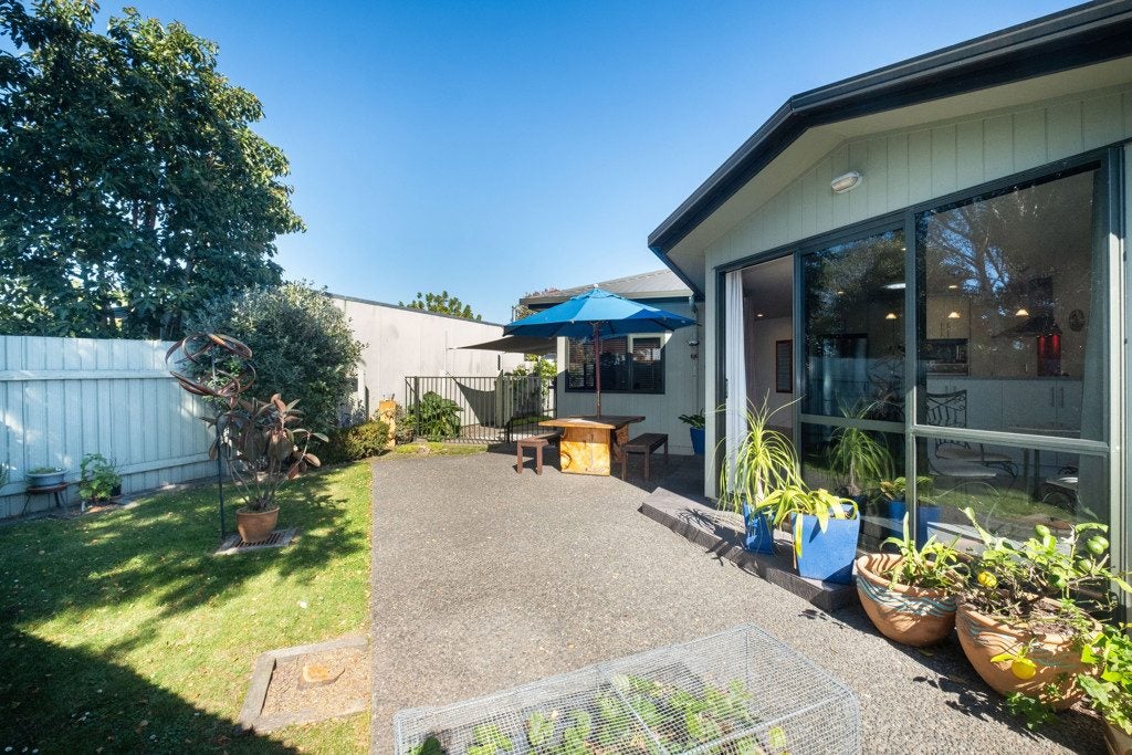 12A Elliott Street, Taradale, Napier - Carousel 1