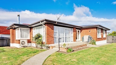 5 Bullar Street, Grasmere, Invercargill - Carousel 1