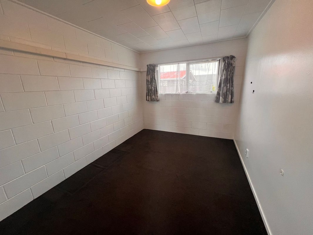 4/226 Old Farm Road, Hamilton East, Hamilton - Carousel 2
