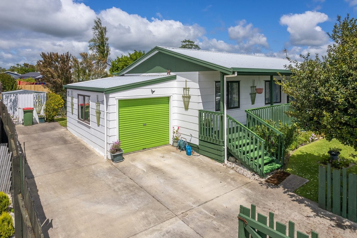 1A Morrison Crescent, Glenview, Hamilton - Carousel 2