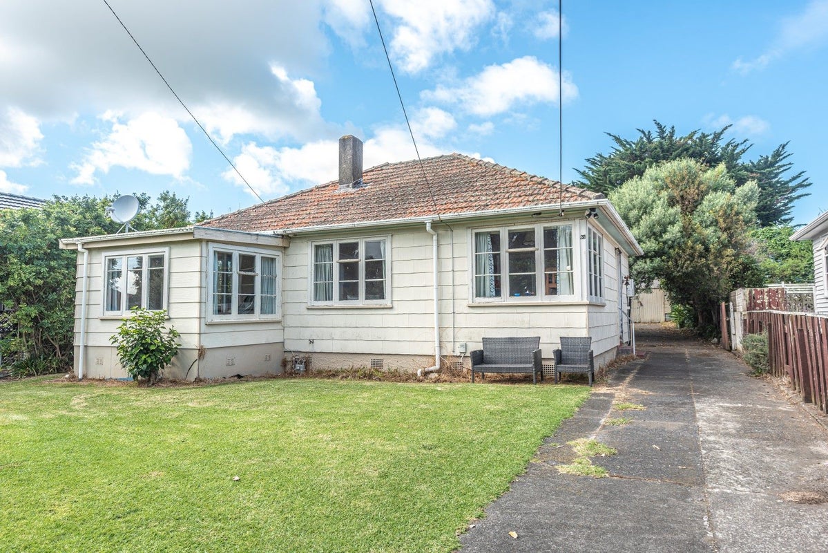 51 Swiss Avenue, Gonville, Whanganui - Carousel 1
