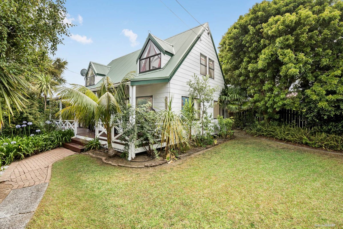 151 Stredwick Drive, Torbay, Auckland - Carousel 2