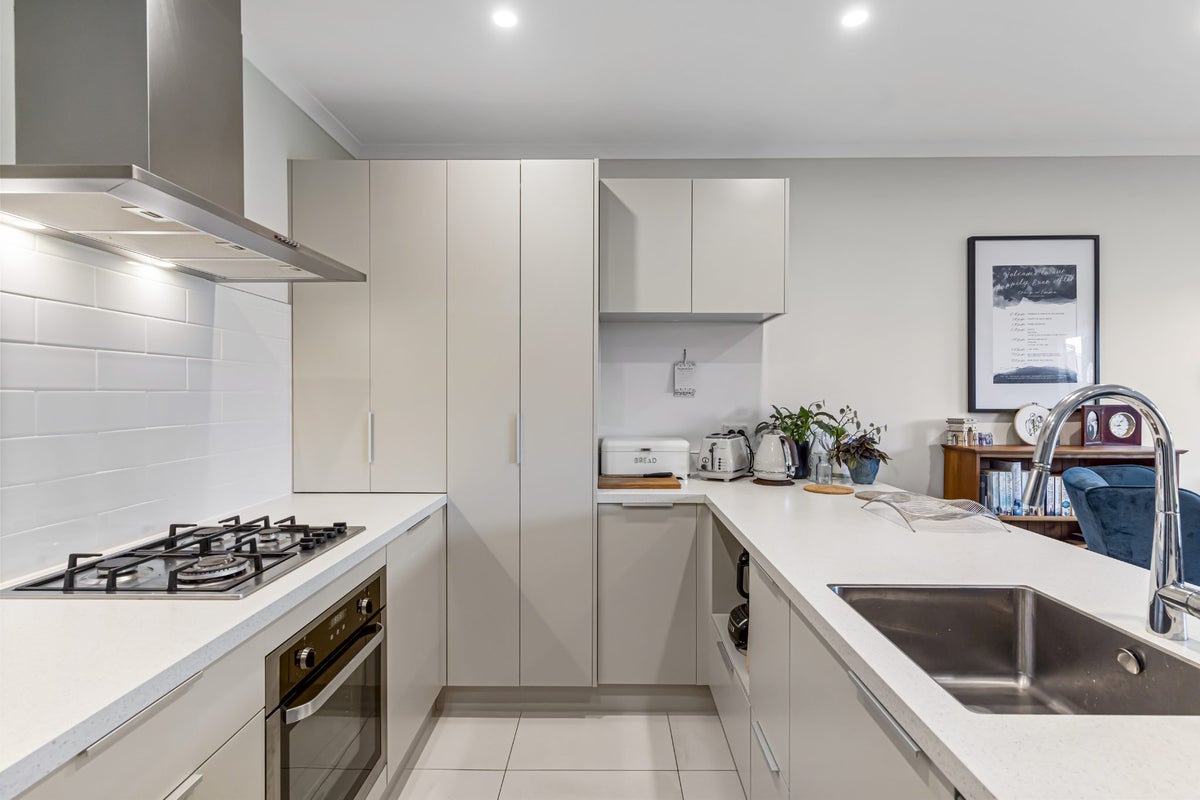 56 Pepene Avenue, Takanini, Auckland - Carousel 2
