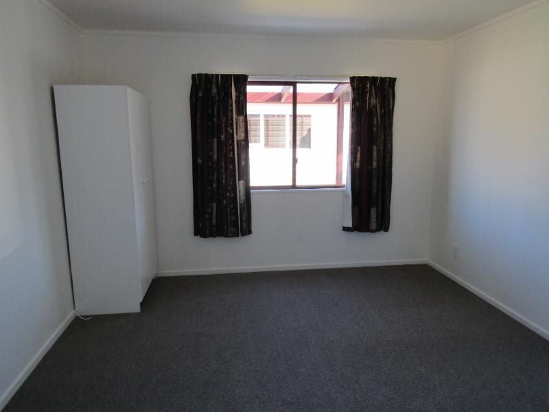9 Hinemoa Avenue, Taupo, Taupo - Carousel 11