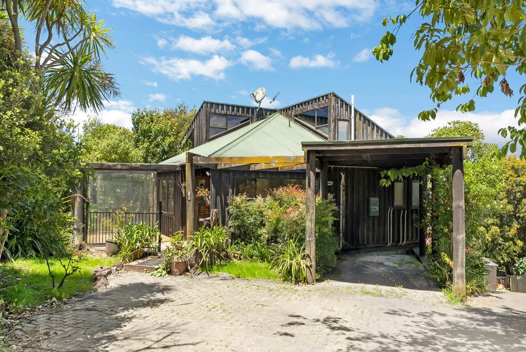 1/64 Mirrabooka Avenue, Botany Downs, Auckland - Carousel 12