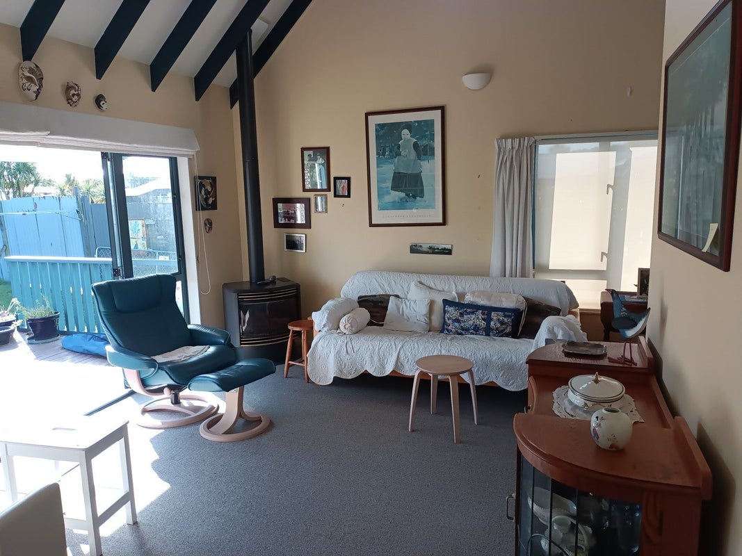 18 Cook Street, Carters Beach, Westport - Carousel 2